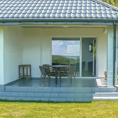 2 Bedroom Stunning Home In Nowe Warpno