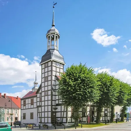 2 Bedroom Stunning Home In Nowe Warpno