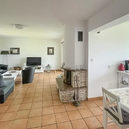 度假居 2 Bedroom Stunning Home In Nowe Warpno *