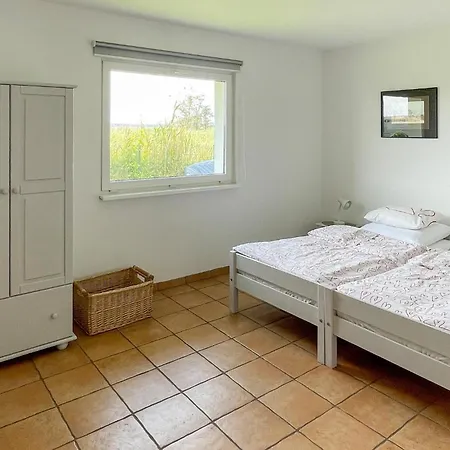 度假居 2 Bedroom Stunning Home In Nowe Warpno